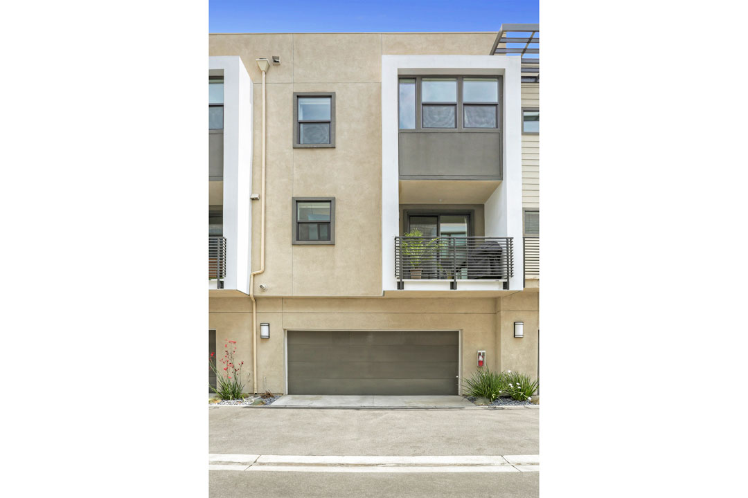 3945 Eagle Rock Blvd #47 Tracy Do home for sale Glassell Park