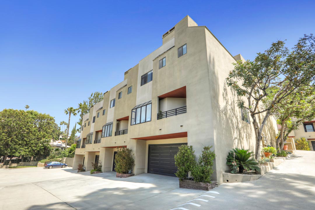 3023 Berkeley Ave Unit 10 SIlver Lake Tracy Do Home for Lease