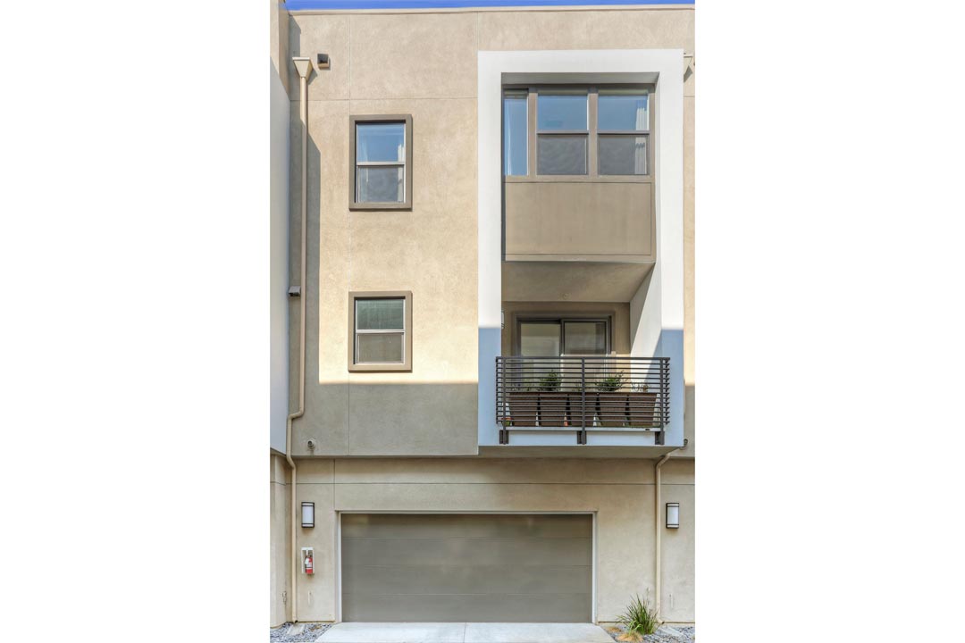 3945 Eagle Rock Blvd #46, Glassell Park, Tracy Do Home for sale