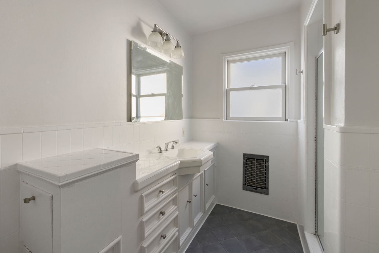 3815 Franklin Ave Los Feliz Home for Lease Tracy Do