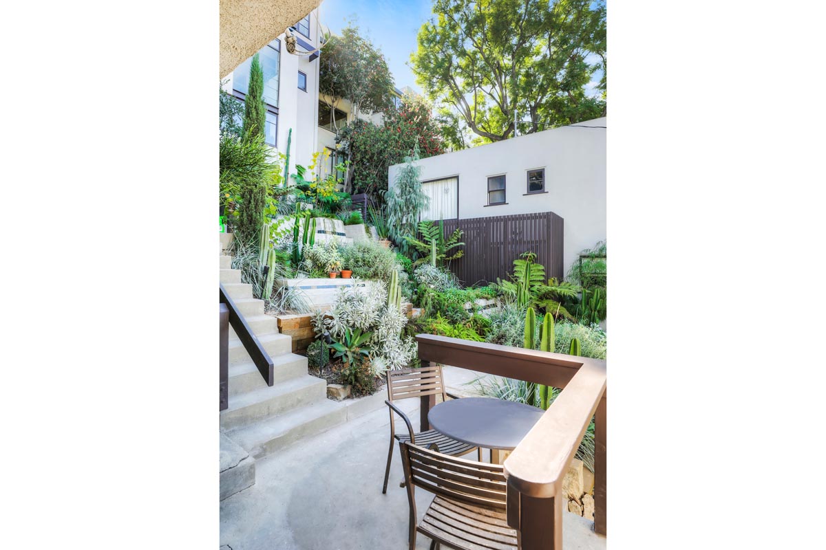1830 1/4 Lucile Ave Schindler Apartment for Lease Silver Lake Tracy Do Compass