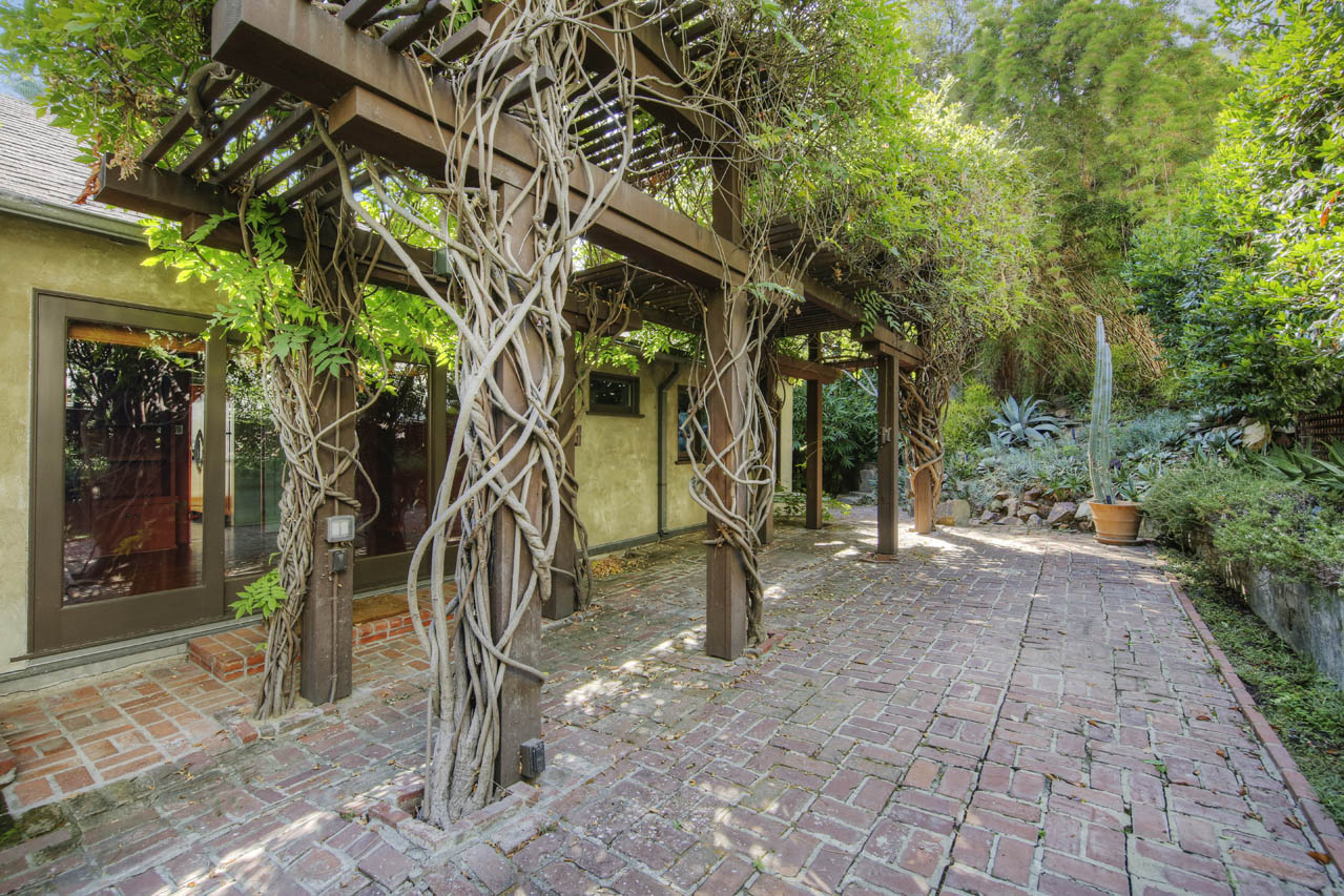 1959 Whitley Ave Whitley Heights Hollywood Hills Home for Sale Tracy Do Compass Real Estate