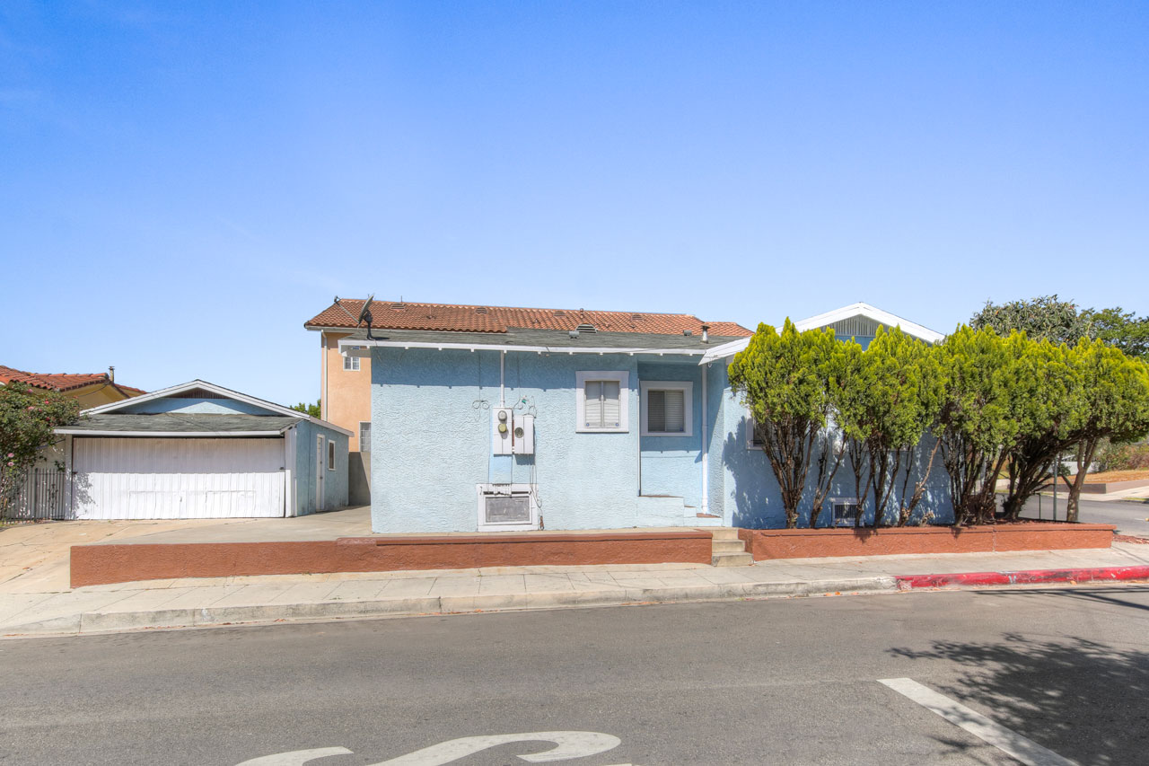 5428 & 5430 Meridian St Highland Park Duplex for Sale Tracy Do Compass Real Estate