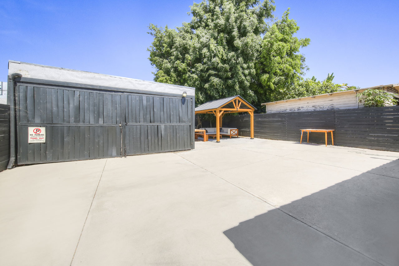 321 & 323 N Vendome St Silver Lake Duplex for Sale Tracy Do Compass Real Estate