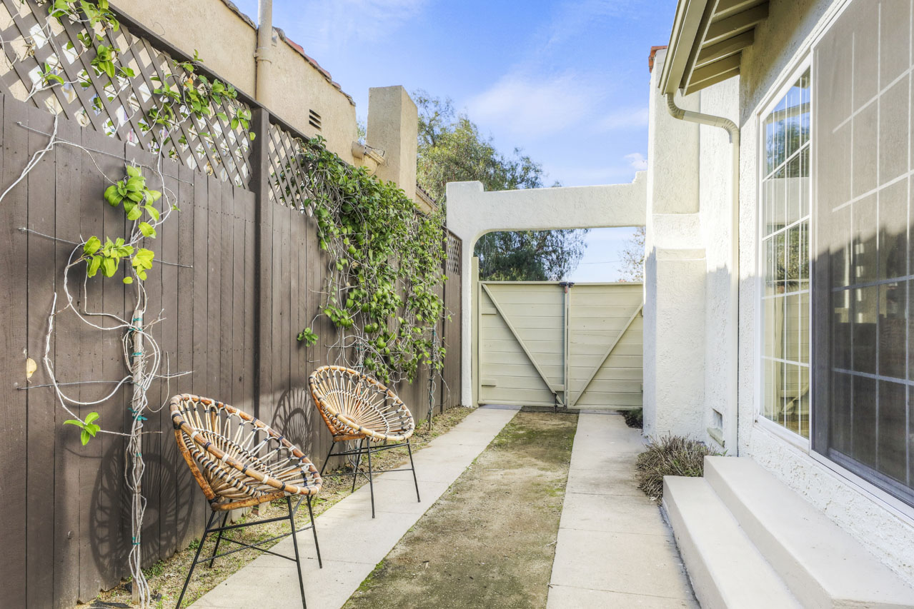 1818 S Mansfield Ave Mid-City Home for Sale Tracy Do Compass Real Estate