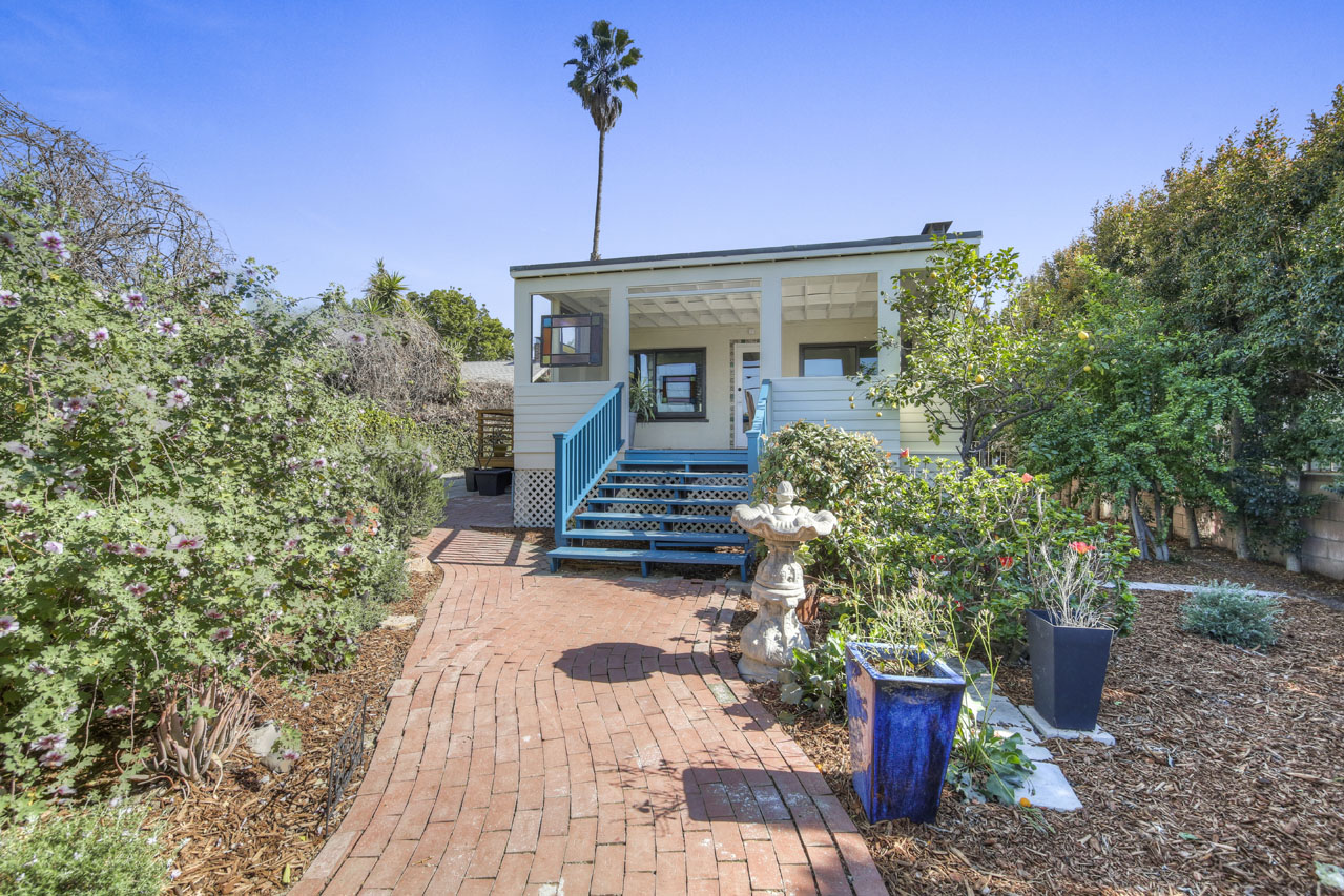 617 Parkman Ave Silver Lake Home for Sale Tracy Do Compass Real Estate