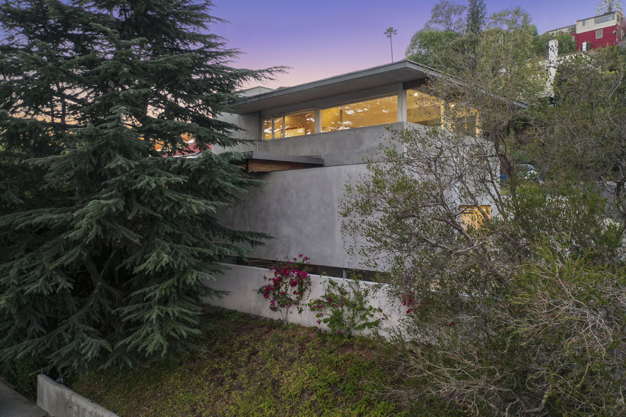 1761 W Silver Lake Dr Silver Lake Mid-Century Home for Sale Tracy Do Compass Real Estate