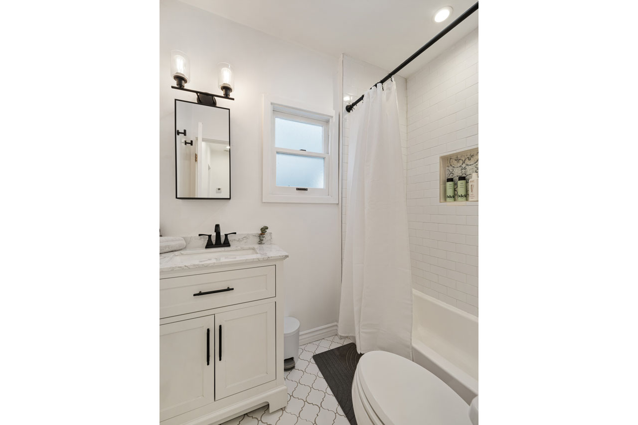 741 N Dillon St Silver Lake Home for Lease Tracy Do Real Estate