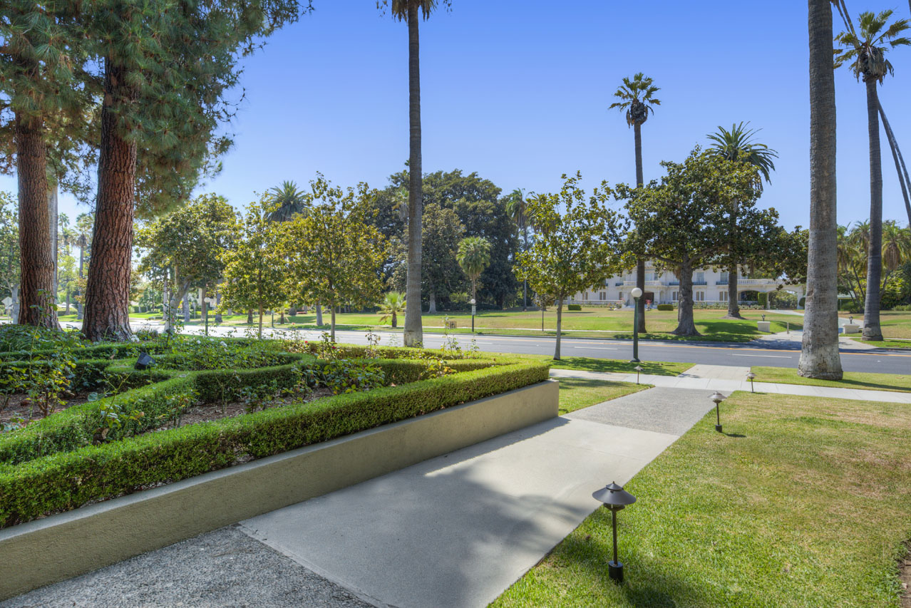 380 S Orange Grove Blvd #2 Pasadena Condo for Sale Tracy Do Real Estate