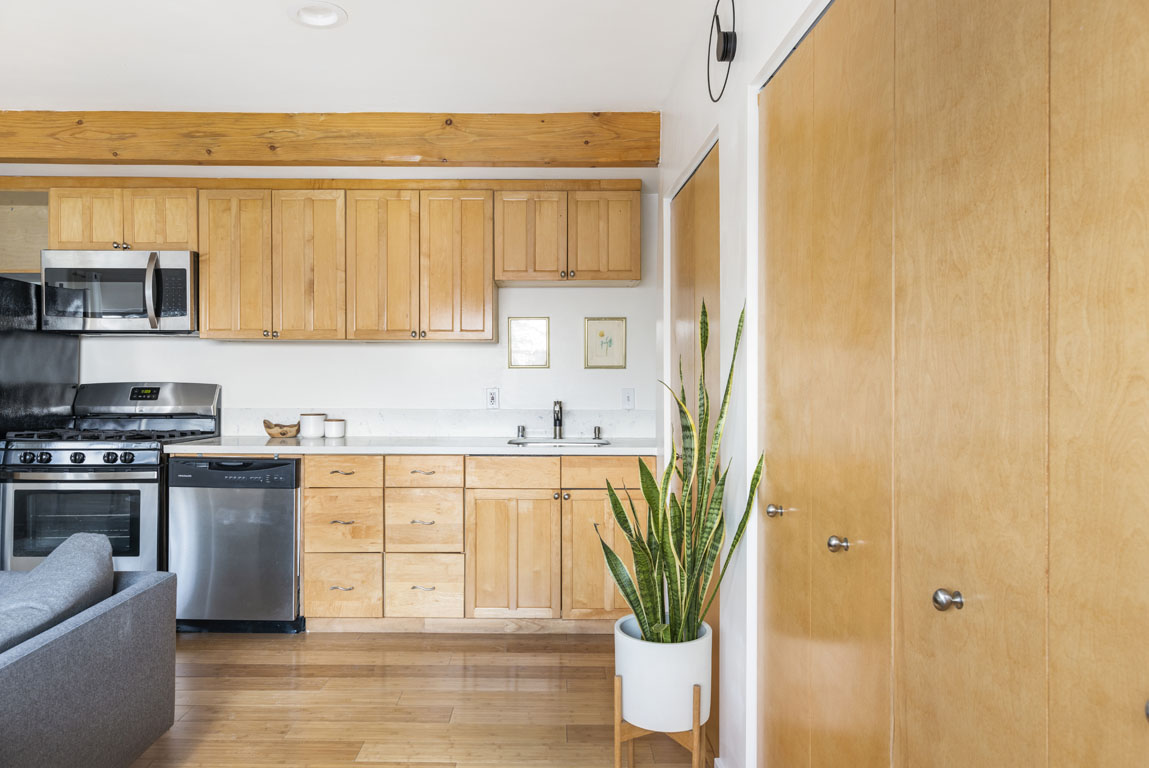 1727 1/2 Webster Ave Silver Lake Apartment for Lease Tracy Do