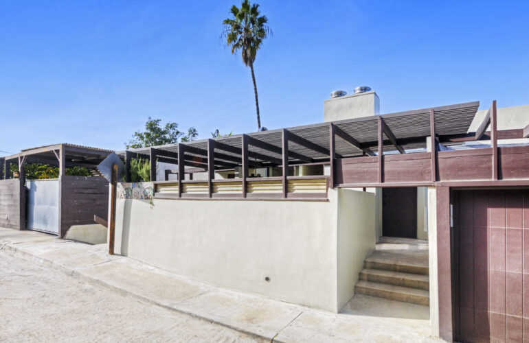 exterior of a modernist apartment unit designed by Rudolf Schindler in Silver Lake