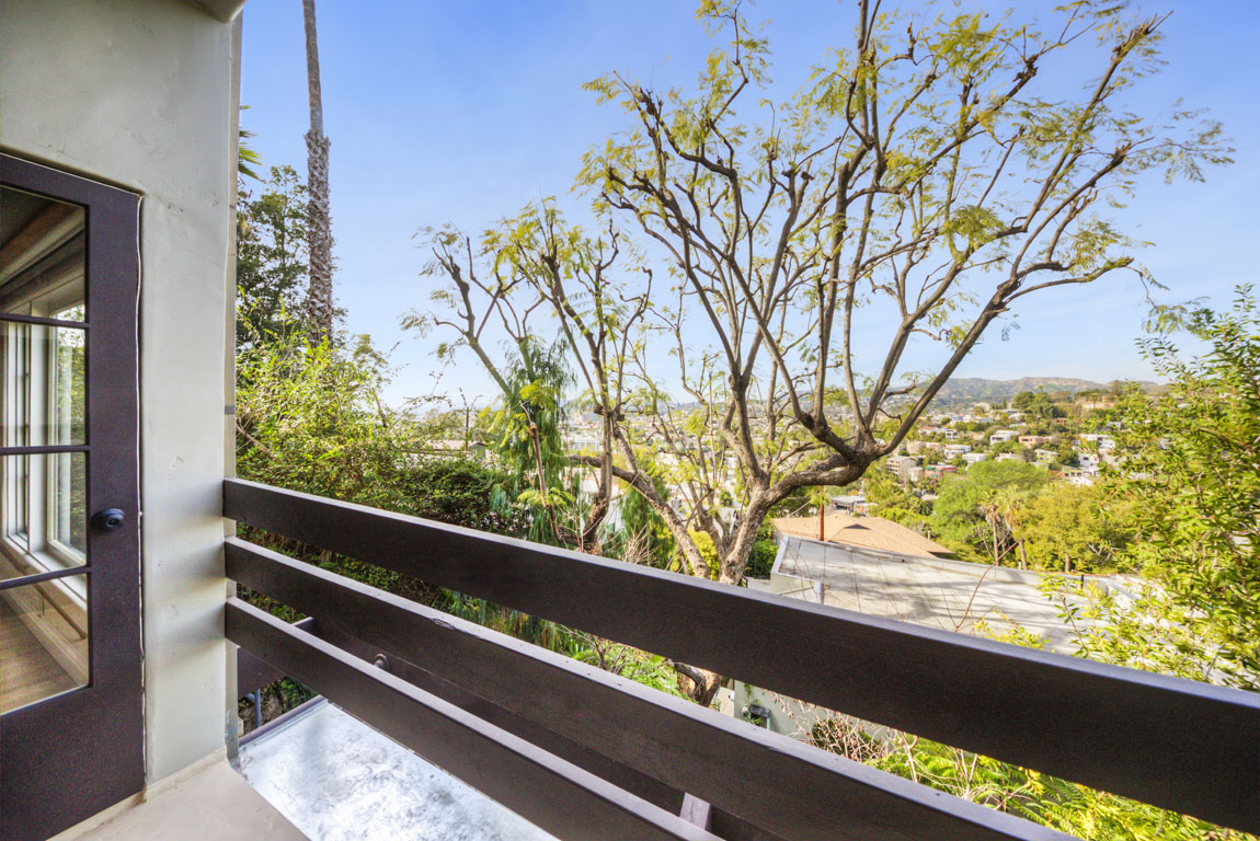 1807 Edgecliffe Dr Silver Lake Rudolf Schindler Modernist Apartment for Lease Tracy Do Real Estate