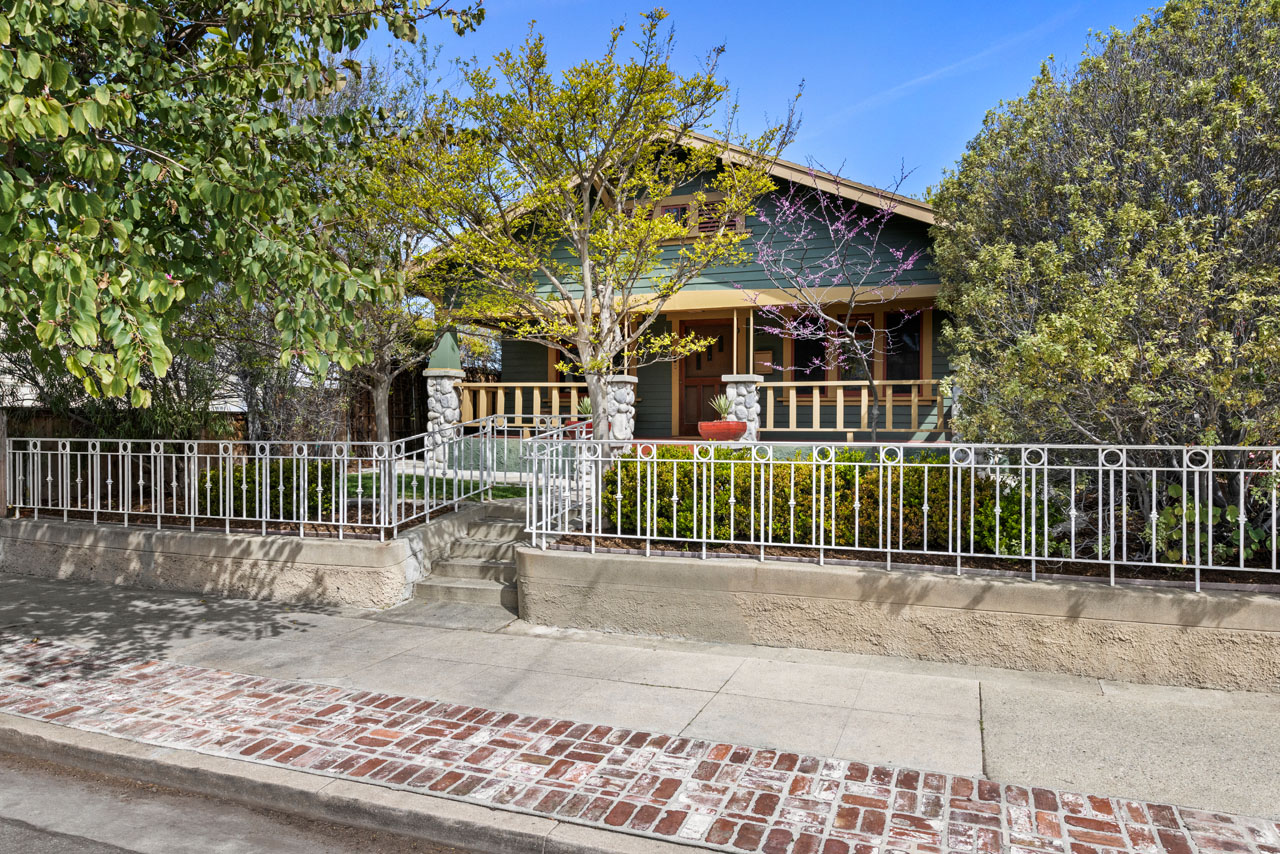 474 W 10th St San Pedro Craftsman Bungalow for Sale Tracy Do Real Estate