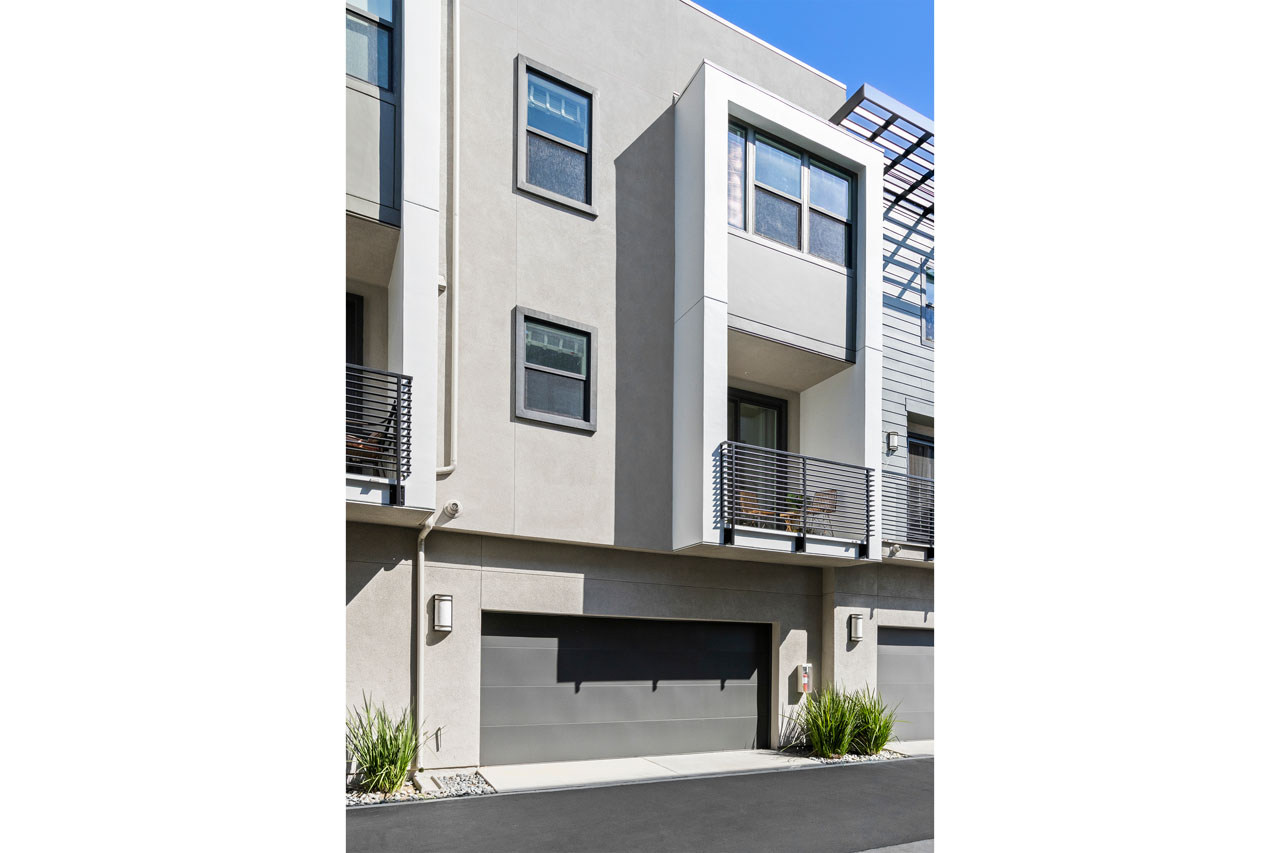 3945 Eagle Rock Blvd #47 Glassell Park Townhomes for Sale Tracy Do Real Estate