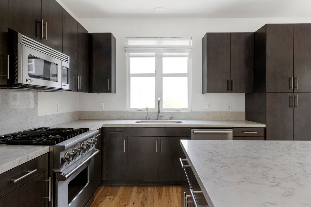 2700 E Chaucer St #19 Cypress Park Townhouse for Sale Tracy Do