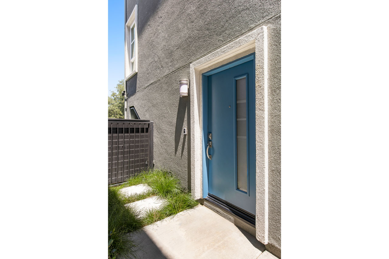 2700 E Chaucer St #19 Cypress Park Townhouse for Sale Tracy Do