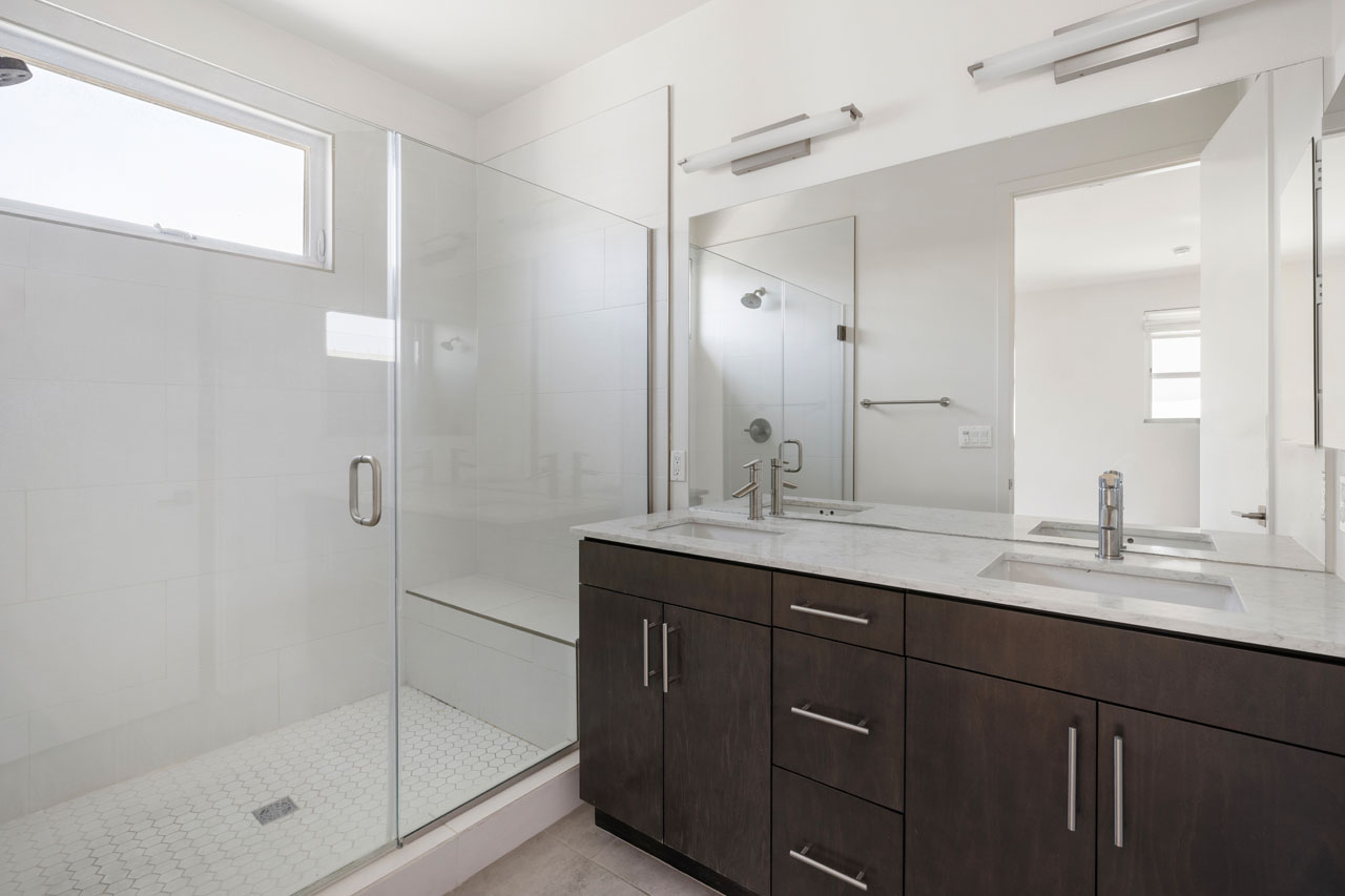 2700 E Chaucer St #19 Cypress Park Townhouse for Sale Tracy Do