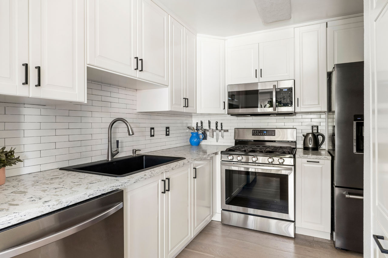 10500 Sunland Blvd #2 Sunland Condo Home for Sale Tracy Do