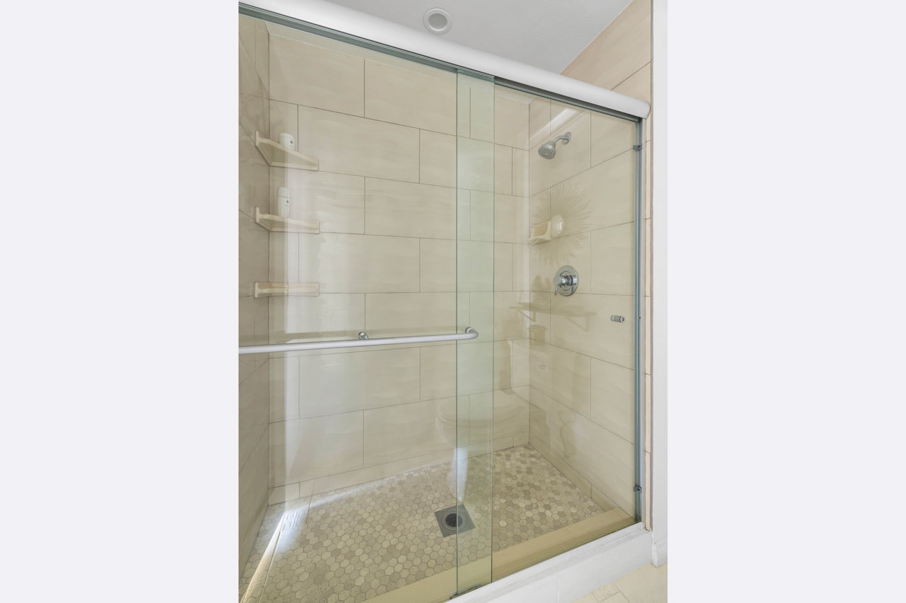 10500 Sunland Blvd #2 Sunland Condo Home for Sale Tracy Do