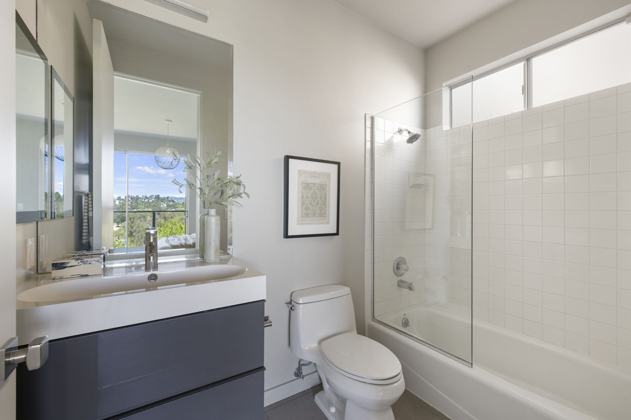 2264 Moreno Dr SIlver Lake Home for Sale Tracy Do Real Estate