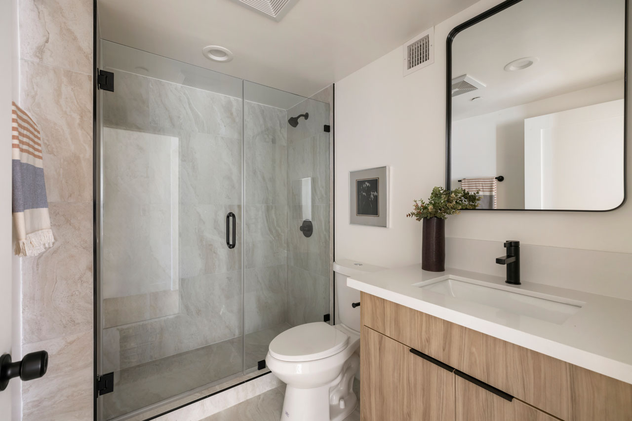 2391 Yorkshire Dr Glassell Park Home for Sale Tracy Do Real Estate