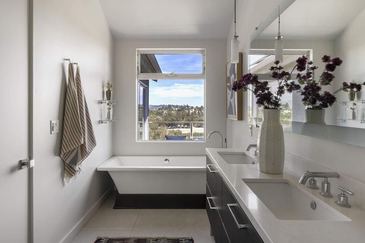 2264 Moreno Dr SIlver Lake Home for Sale Tracy Do Real Estate