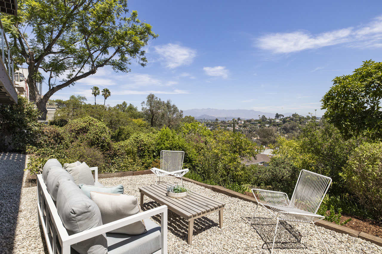 2264 Moreno Dr SIlver Lake Home for Sale Tracy Do Real Estate
