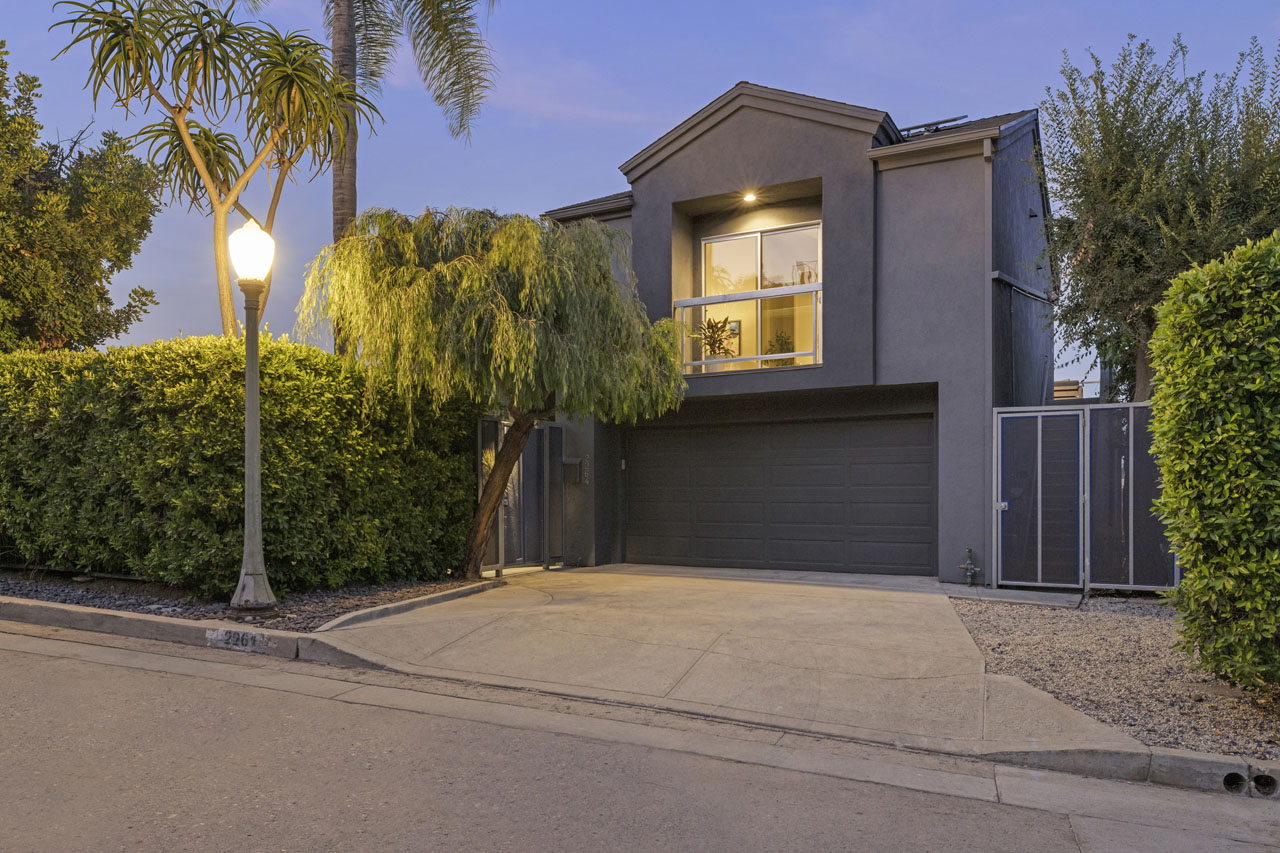 2264 Moreno Dr SIlver Lake Home for Sale Tracy Do Real Estate