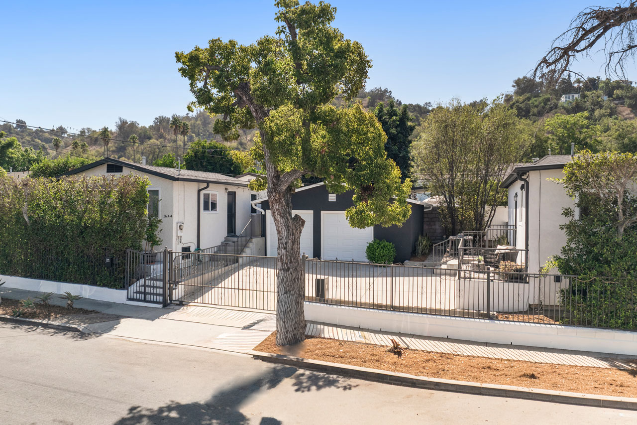 2352 Forney St Elysian Valley Frogtown Duplex for Sale Tracy Do Real Estate