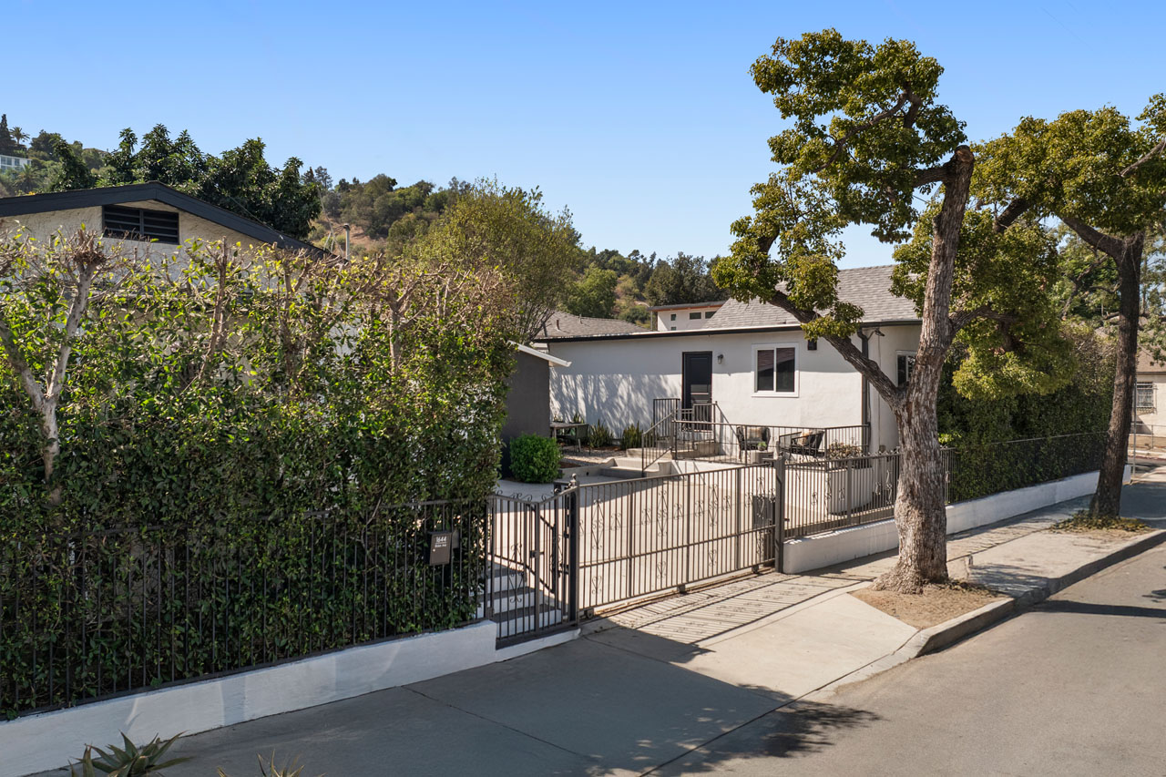 2352 Forney St Elysian Valley Frogtown Duplex for Sale Tracy Do Real Estate