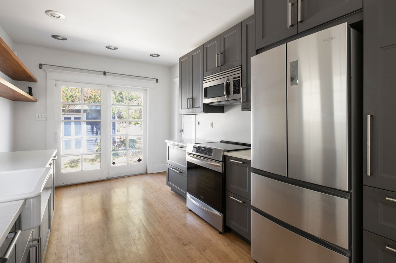 1327 Portia St Echo Park Home for Lease