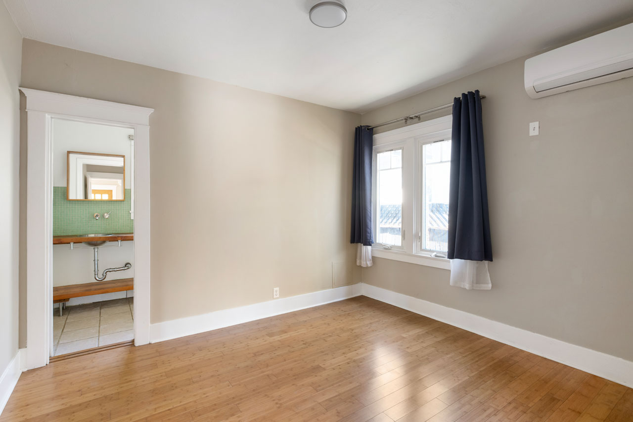 1327 Portia St Echo Park Home for Lease
