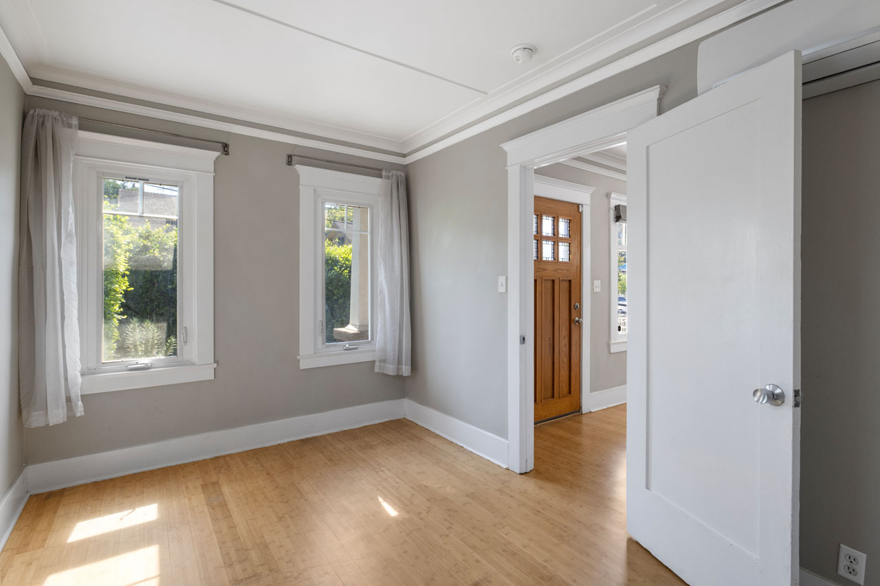 1327 Portia St Echo Park Home for Lease