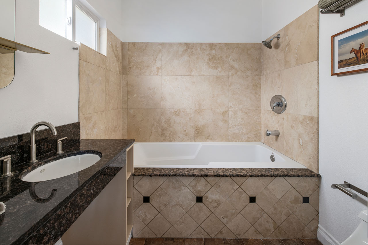 2143 Lemoyne St Echo Park Home for Sale Tracy Do Real Estate
