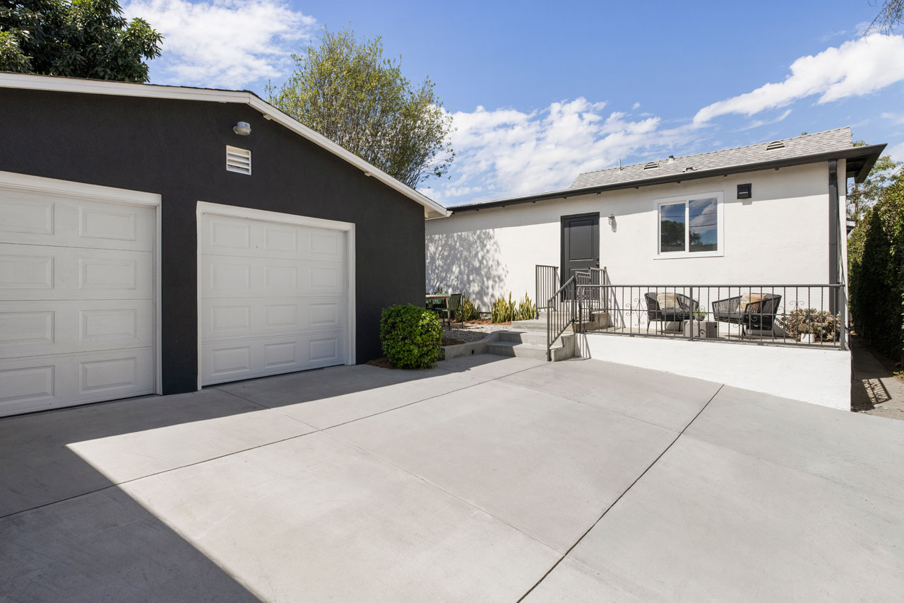 2352 Forney St Elysian Valley Frogtown Duplex for Sale Tracy Do Real Estate