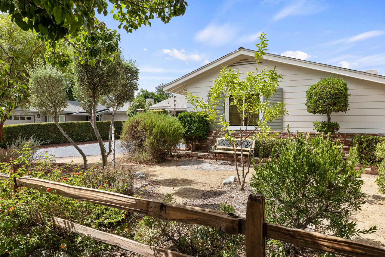 7749 Nita Ave Canoga Park Home for Sale Tracy Do Real Estate