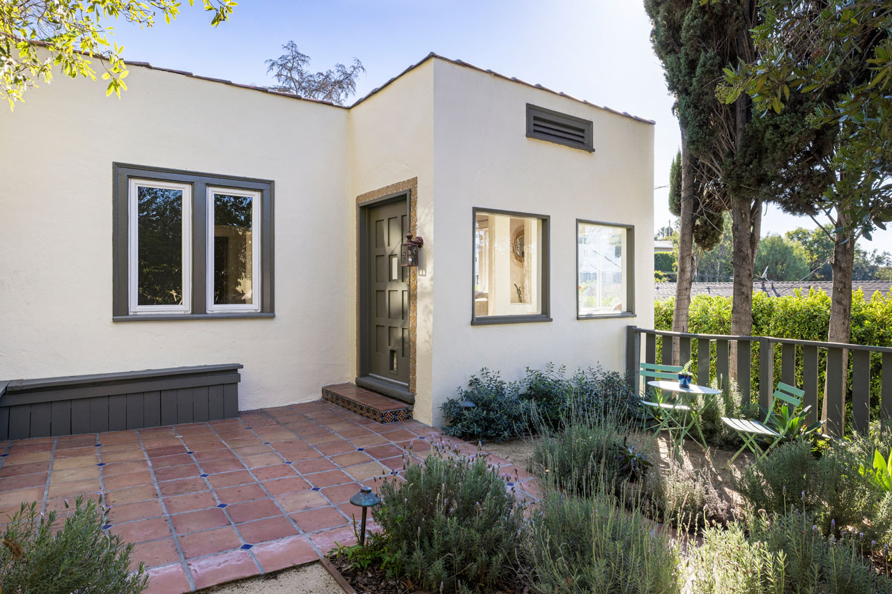 2342 Earl St Silver Lake Spanish style home for sale