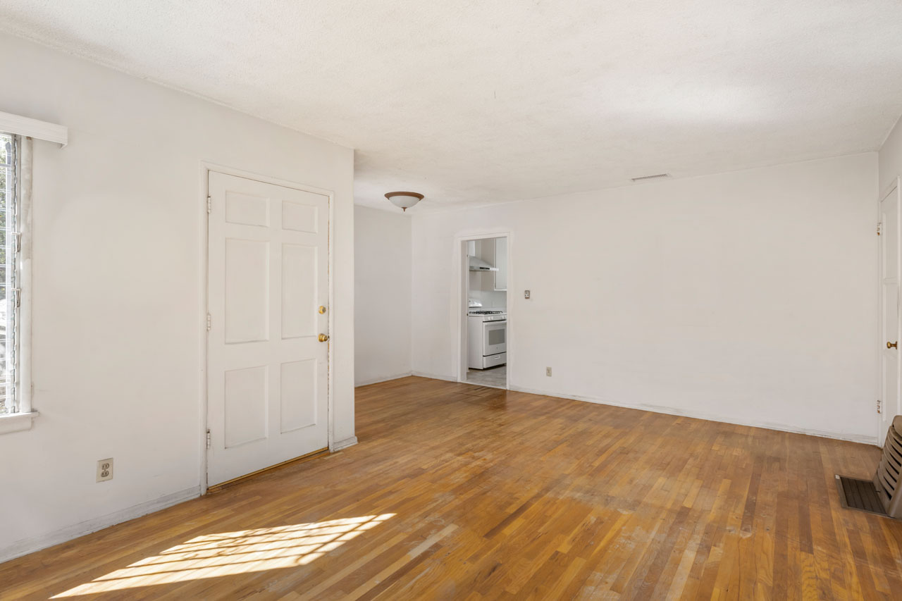 1753 Redcliff St SIlver Lake Home for Sale Tracy Do Real Estate