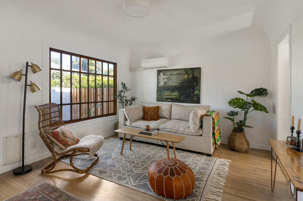 9204 National Blvd West LA Casita Condo near Culver City for Sale Tracy Do Real Estate