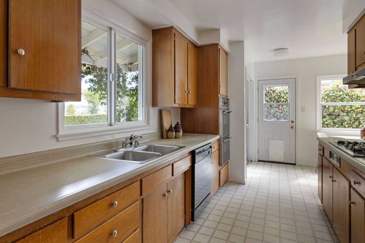 7749 Nita Ave Canoga Park Home for Sale Tracy Do Real Estate