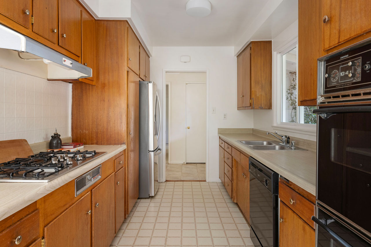 7749 Nita Ave Canoga Park Home for Sale Tracy Do Real Estate