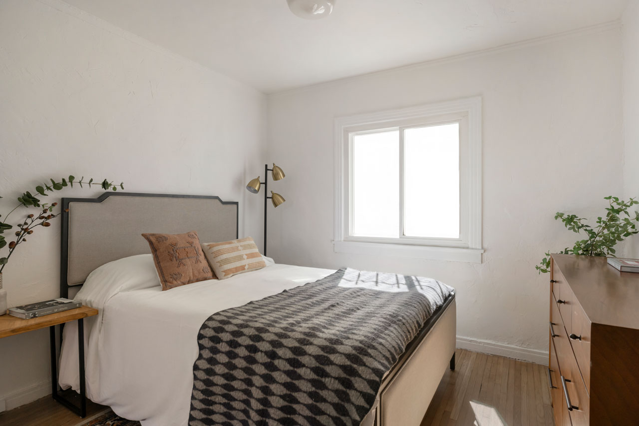 9204 National Blvd West LA Casita Condo near Culver City for Sale Tracy Do Real Estate