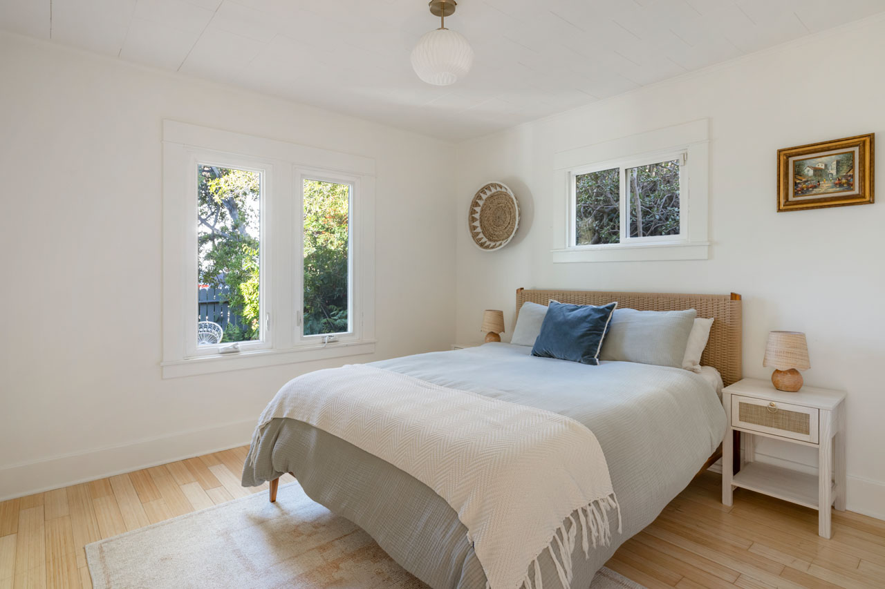 262342 Earl St Silver Lake Spanish style home for sale