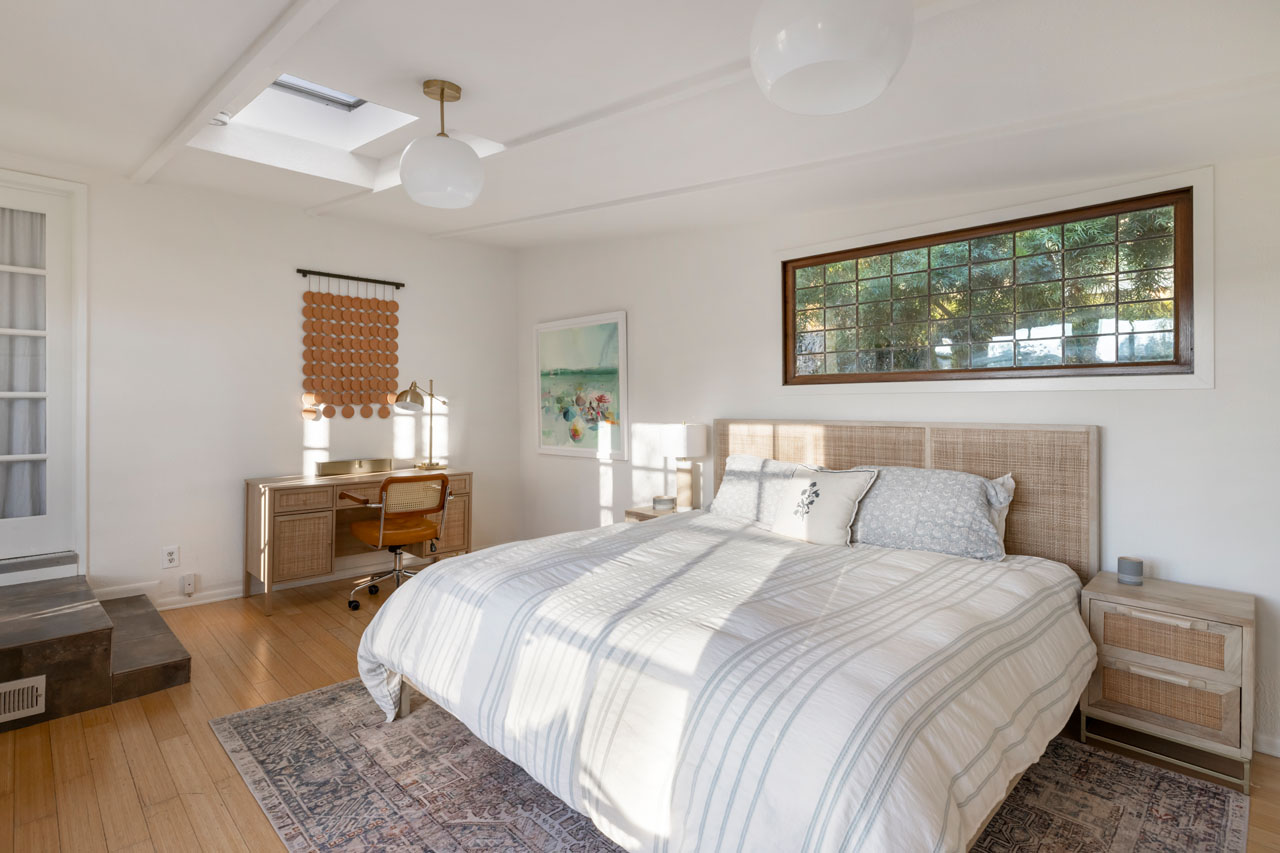2342 Earl St Silver Lake Spanish style home for sale
