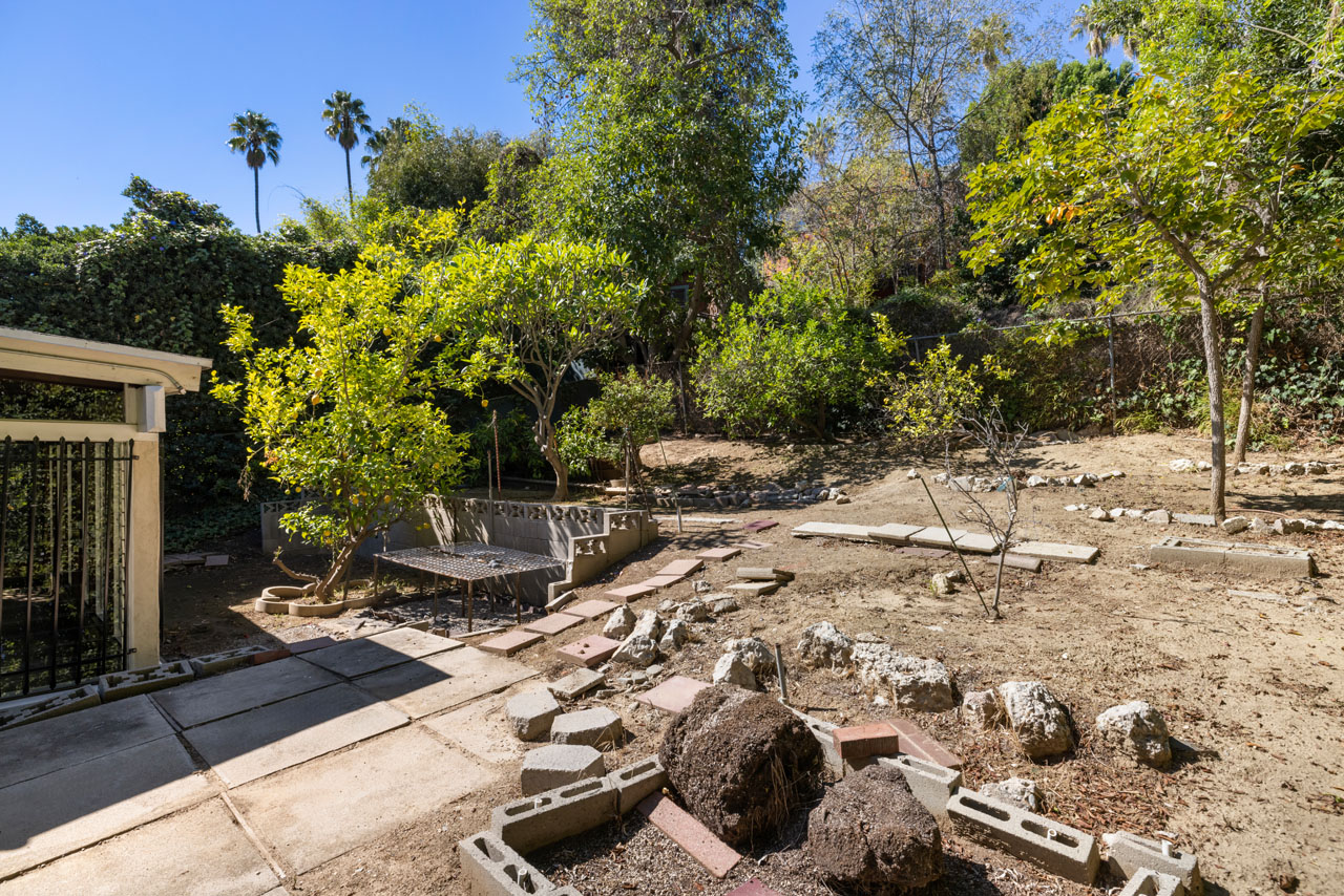 1753 Redcliff St SIlver Lake Home for Sale Tracy Do Real Estate