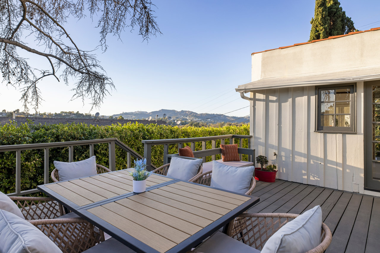 2342 Earl St Silver Lake Spanish style home for sale