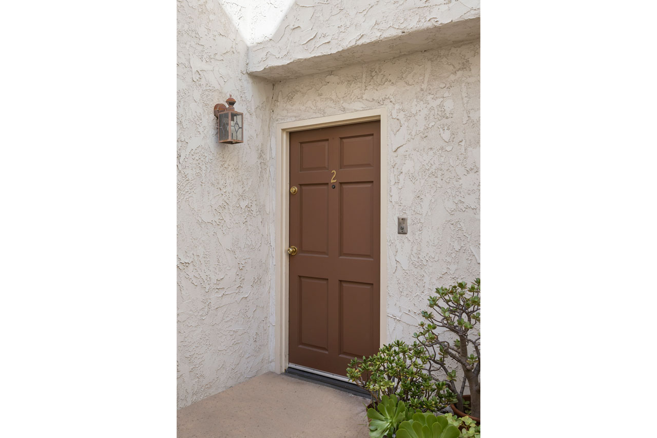 1916 Overland Ave #2 West LA Condo for Sale Tracy Do Real Estate