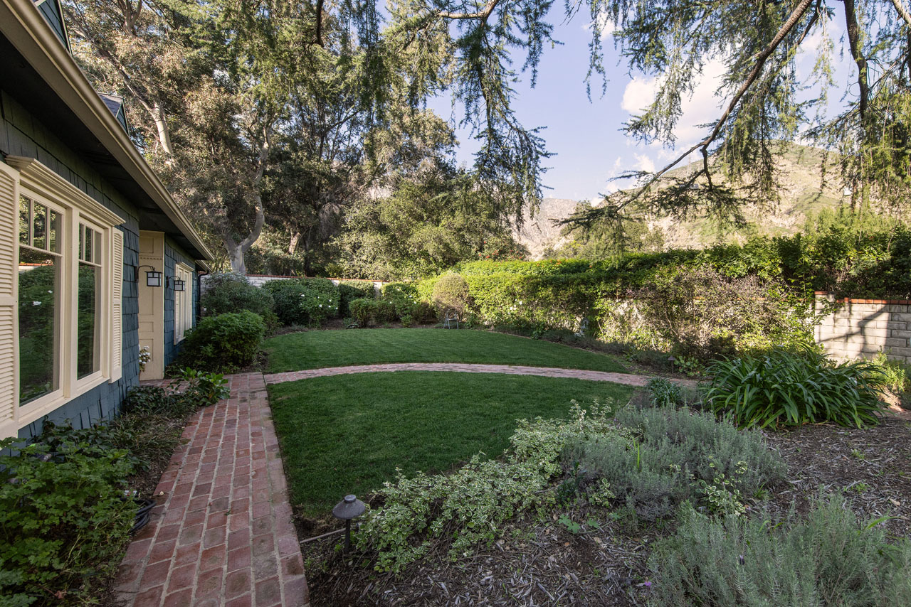 2555 N Altadena Dr Altadena Home for Sale Tracy Do Real Estate