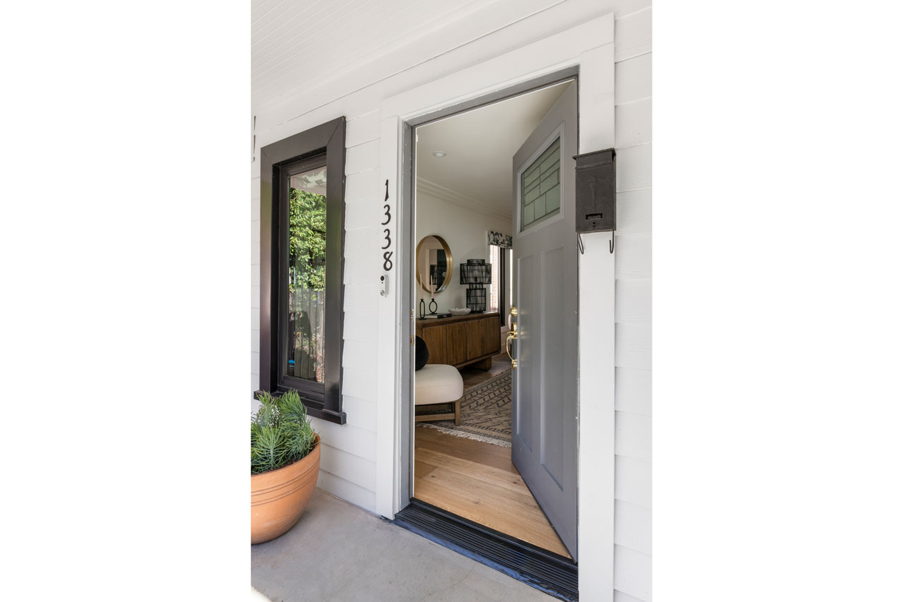 1338 McCollum St SIlver Lake home for sale Tracy Do Real Estate