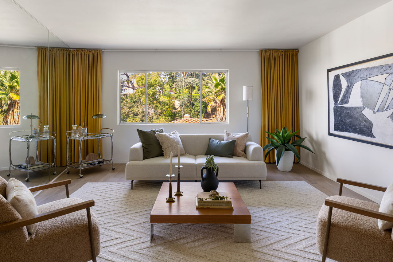 702 Cavanagh Rd Glendale Mid-century home for sale Tracy Do Real Estate